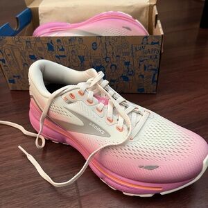 Women's Brooks GHOST 15 Running Shoes